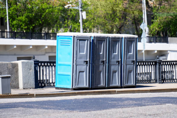 Portable Toilet Options We Offer in Neffs, OH